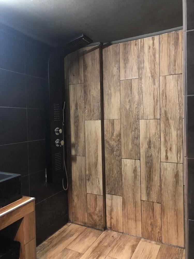Home Plus Psirri Apartment Athena Bagian luar foto