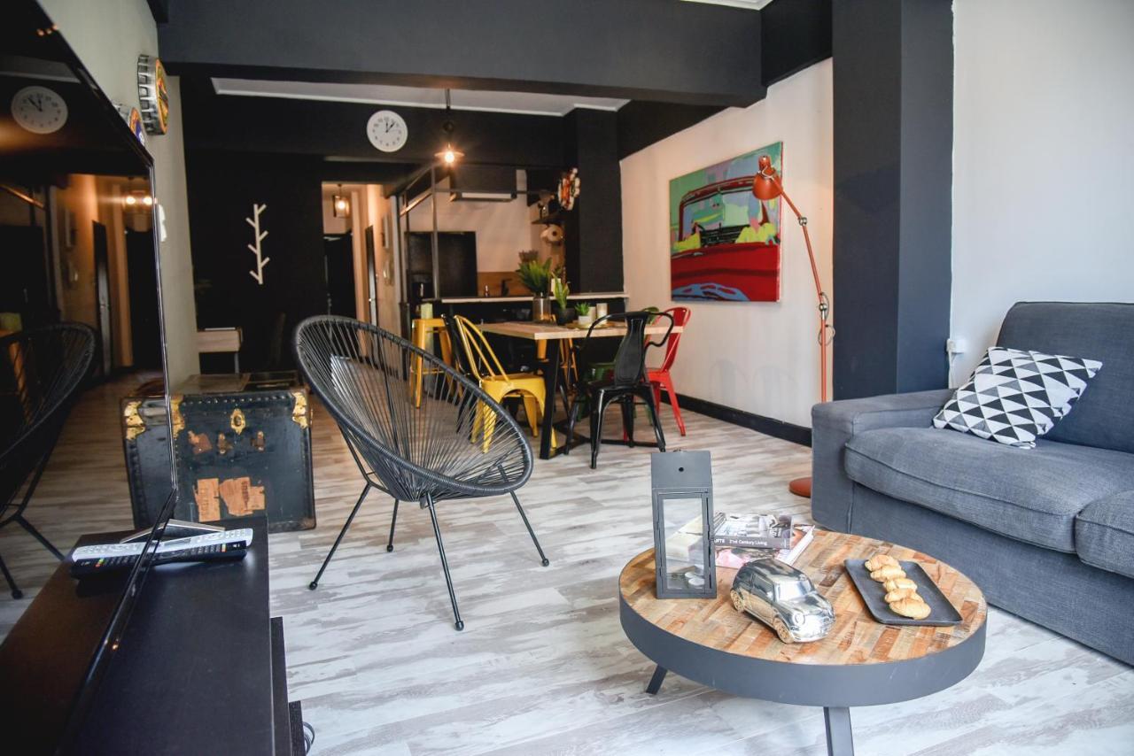 Home Plus Psirri Apartment Athena Bagian luar foto